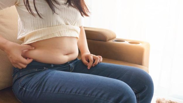 Mudah dan Aman! Yuk Kecilkan Perut Buncit Secara Alami dengan Tips Diet Ini! Mudah dan Aman! Yuk Kecilkan Perut Buncit Secara Alami dengan Tips Diet Ini!