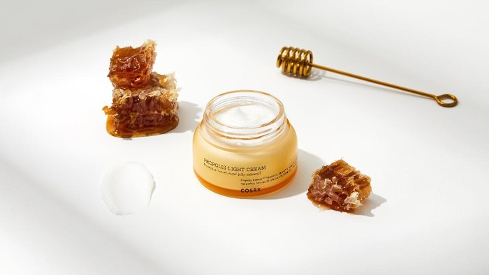 Full Fit Propolis Light Cream/Dok. COSRX