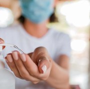 Rekomendasi Hand Sanitizer yang Tidak Membuat Tanganmu Kering