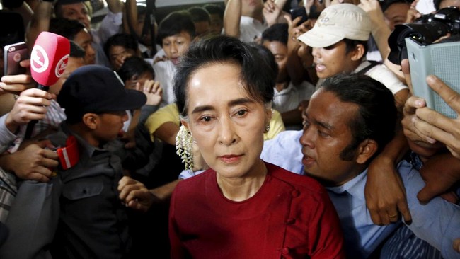 Myanmar perpanjang masa tahanan Aung San Suu Kyi hingga Suriah cegat hujan rudal Israel yang targetkan Damaskus, ramaikan berita internasional.