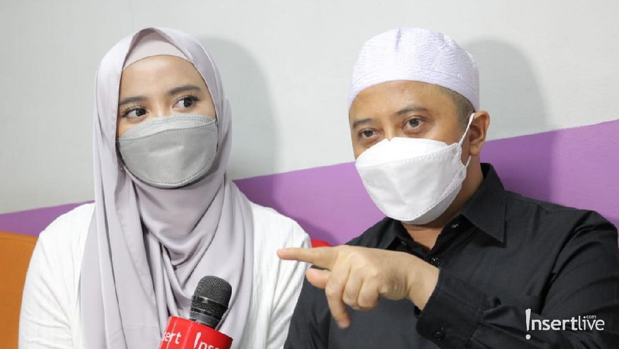 Ustaz Yusuf Mansur dan Wirda Mansur Ustaz Yusuf Mansur dan Wirda Mansur