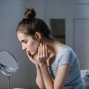 7 Cara Ini Bisa Menyingkirkan Masalah Kulit Kering yang Kamu Alami