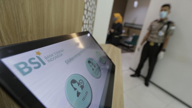 BPKN memberikan empat catatan kepada BSI terkait gangguan layanan di ATM maupun m-banking yang terjadi sejak Senin (8/5) lalu.