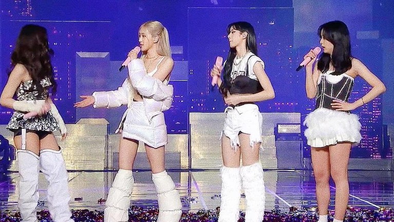 BLACKPINK BLACKPINK