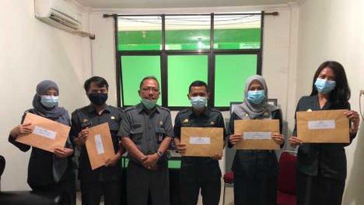 Guru pertama di MAN Tana Toraja yang tak berhijab