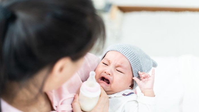 Ilustrasi bayi menangis