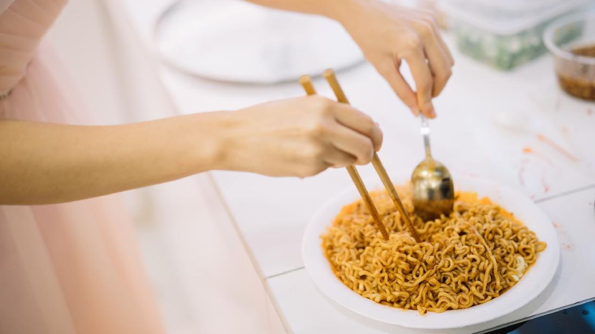 Seberapa Sering Mi Instan Aman Dikonsumsi? Perhatikan Batasannya