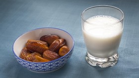 Resep Buka Puasa Setup Roti Susu Kurma, Praktis untuk Anak Kos