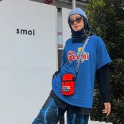 Inspirasi Outfit Hijabers dengan Oversized T-Shirt, Kece dan Swag Abis