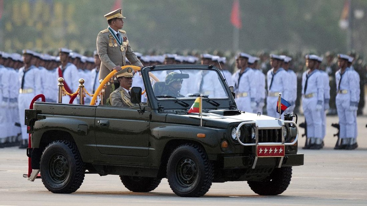 FOTO: Min Aung Hlaing, Dalang Kudeta Militer Myanmar