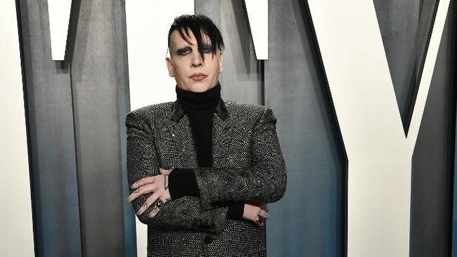 Musisi Marilyn Manson akhirnya buka suara setelah dituding melakukan kekerasan terhadap sejumlah mantan kekasihnya, termasuk aktris Evan Rachel Wood.