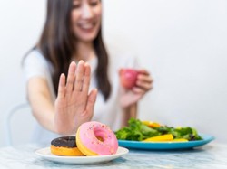 Makanan untuk Gula Darah Rendah, Madu hingga Buah-buahan