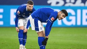 Liverpool Dihujat Rekrut Kabak, Bek Juru Kunci Bundesliga