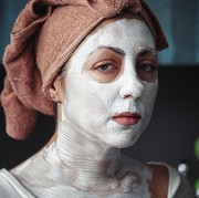 Tak Hanya Memakai Skincare, Biasakan Hal Ini untuk Mendapat Kulit Bersih dan Glowing!