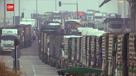 VIDEO: Kudeta, Antrean Truk Jagung di Perbatasan Myanmar
