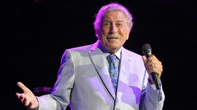Penyanyi jazz legendaris asal Amerika Serikat, Tony Bennett, mengungkap kabar bahwa ia didiagnosis mengidap Alzheimer sejak 2016.