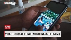 VIDEO: Viral Foto Gubernur NTB Renang Bersama
