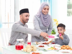 5 Aturan Makan Sehat Mengikuti Anjuran Al-Quran