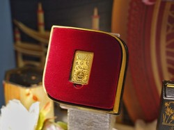 Harga Emas Antam Hari Ini Stagnan Rp 913.000/Gram