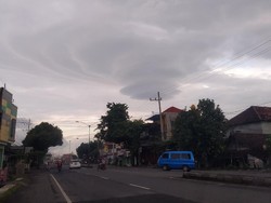 Awan Lenticular Tampak di Pasuruan, BMKG Pastikan Bukan Pertanda Bencana