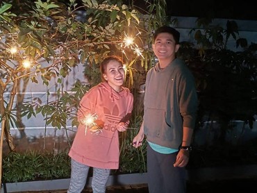 img-title Penyebab Ayu & Adit Batal Nikah VS Gaga Muhammad Buka Suara