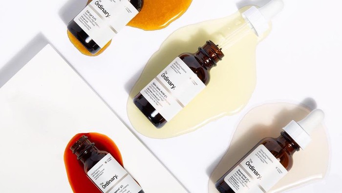 Bingung Pilih Skincare yang Tepat? Kenali Exfoliating Acid Sesuai Jenis Kulit!