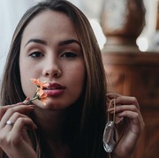 Duh! Hindari 5 Penyebab Perempuan Jadi Cepat Tua Sebelum Waktunya