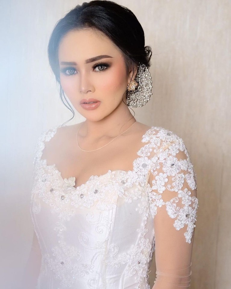 Intan Ratna Juwita Intan Ratna Juwita