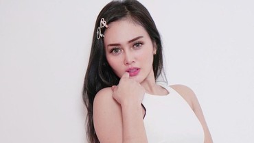 img-title Curahan Intan Ratna yang Dicerai YouTuber Maell Lee Usai Setahun Menikah