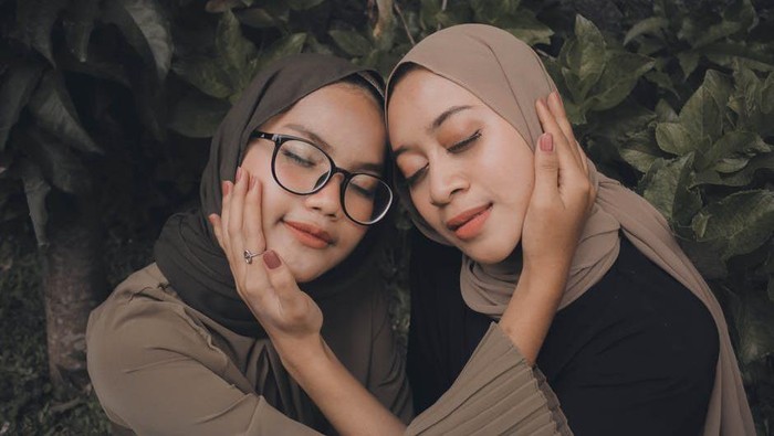 Jangan Asal Pilih Teman, Ini Ciri-ciri Pertemanan Sehat yang Harus Kamu Tahu Jangan Asal Pilih Teman, Ini Ciri-ciri Pertemanan Sehat yang Harus Kamu Tahu