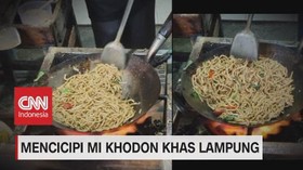 VIDEO: Mencicipi Mie Khodon Khas Lampung