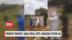 VIDEO: Pemkot Rekrut Jasa Pikul Jenazah Covid-19