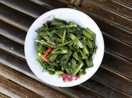 3 Resep Tumis Genjer yang Menggugah Selera