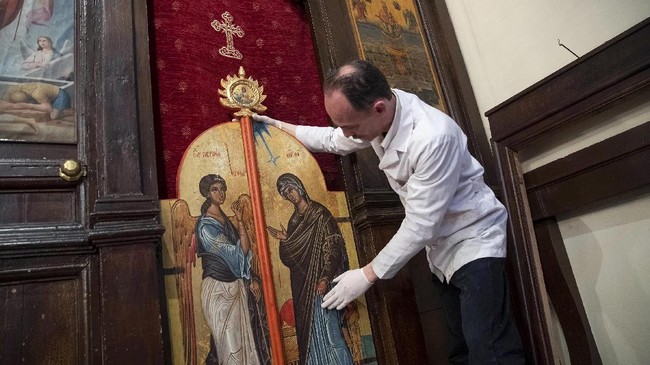 FOTO: Restorasi Artefak Gereja Ortodoks di Istanbul