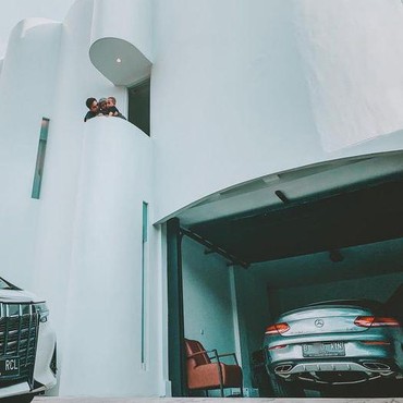 Bernuansa Tropis, Ini 7 Potret Rumah yang Akan Dijual Okin Eks Rachel Vennya