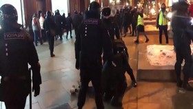 VIDEO: 5 Ribu Demonstran Anti Putin Ditangkap