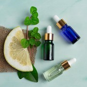 Serupa Tapi Tak Sama, Kenali Perbedaan Serum dan Face Oil