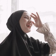 5 Inspirasi OOTD Hijab Bergo Paling Nyaman dan Kekinian Biar di Rumah Juga Tetap Kece