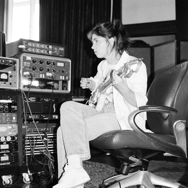 Lirik Lagu Sofia - Clairo