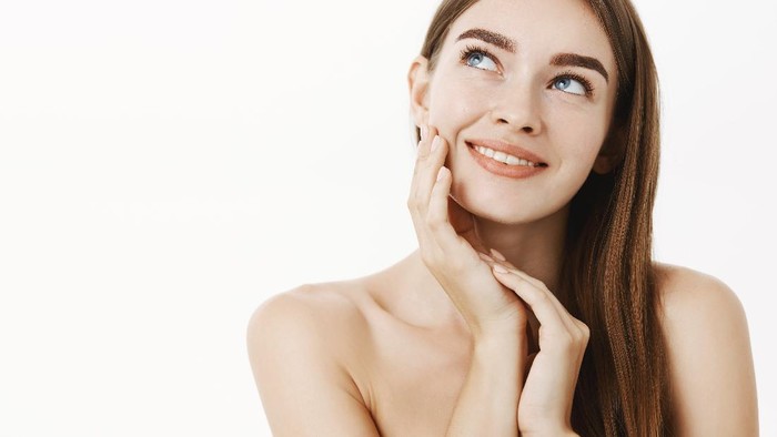 Terjangkau, 4 Hydrating Toner Ini Mampu Melembabkan Wajahmu