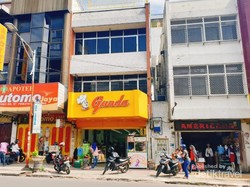 Roti Ganda Punya Selai Srikaya yang Enggak Kaleng-Kaleng