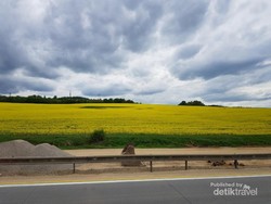 Sabar Dulu Ya, Nanti Kita Berwisata ke Kota Praha
