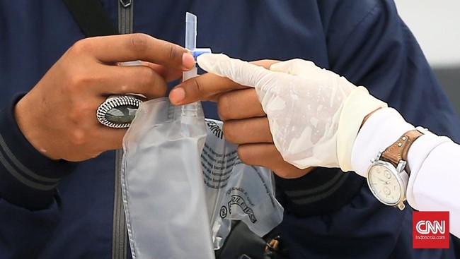 Kasus positif virus corona (Covid-19) pada hari ini, Kamis (6/5) bertambah 5.647 dari satu hari sebelumnya.
