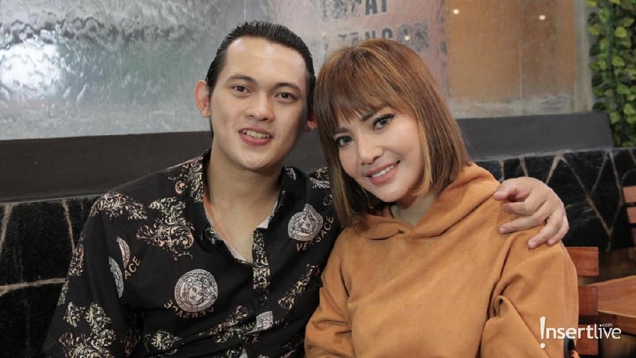 Irma Darmawangsa & Irfan Sebastian