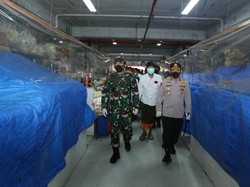 Kapolri-Panglima TNI Sambangi Pasar di Bali, Ingatkan Masyarakat soal Prokes