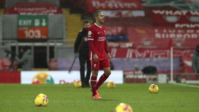 Gelandang asal Spanyol Thiago Alcantara dianggap sebagai biang sial di Liverpool usai kalah 0-1 dari Brighton & Hove Albion.