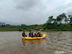 Pasutri di Malang Hanyut Terseret Banjir Kali Konto Saat Berteduh