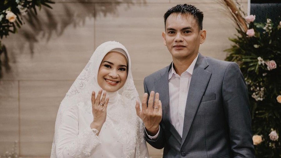 14 Tahun Menjanda, Ikke Nurjannah Menikah dengan Karlie Fu