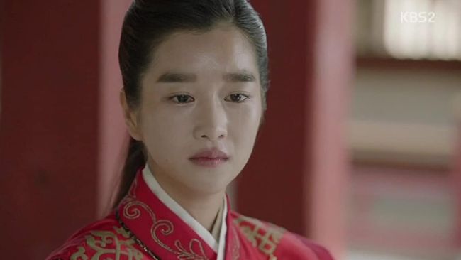 Seo Ye-ji rupanya menghindari pers setelah media Korea Dispatch membeberkan kontroversi dirinya yang disebut sebagai sebab Kim Jung-hyun bersikap kasar.