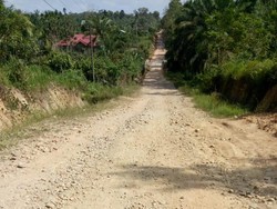 Sudah Diperkeras, Ini Kondisi Jalan Era Soeharto yang Sempat Berlumpur